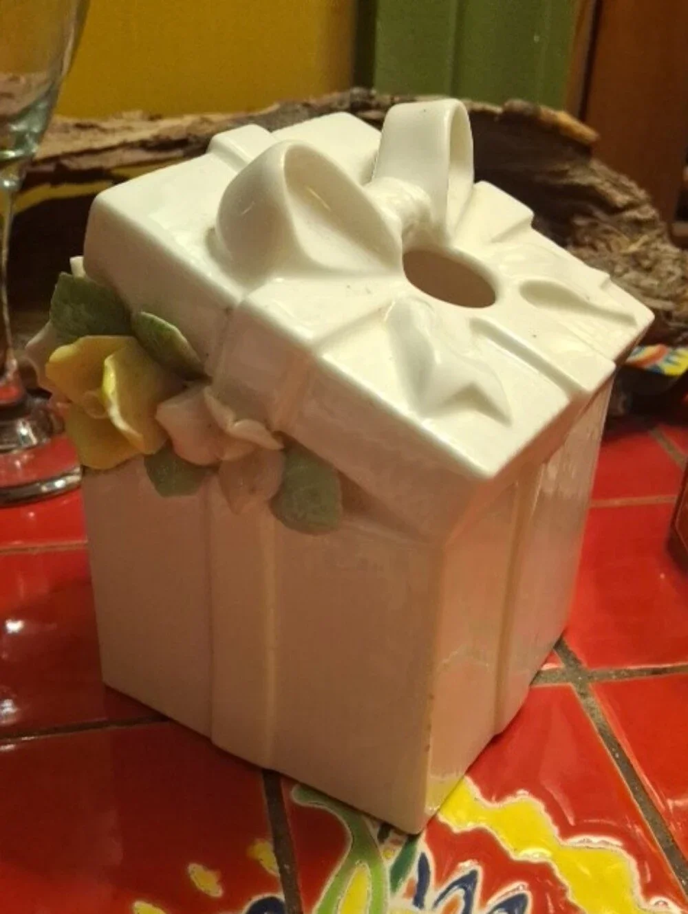Irice Japanese Porcelain Floral Relief Cotton Ball Dispenser W Rubber Stop Botto